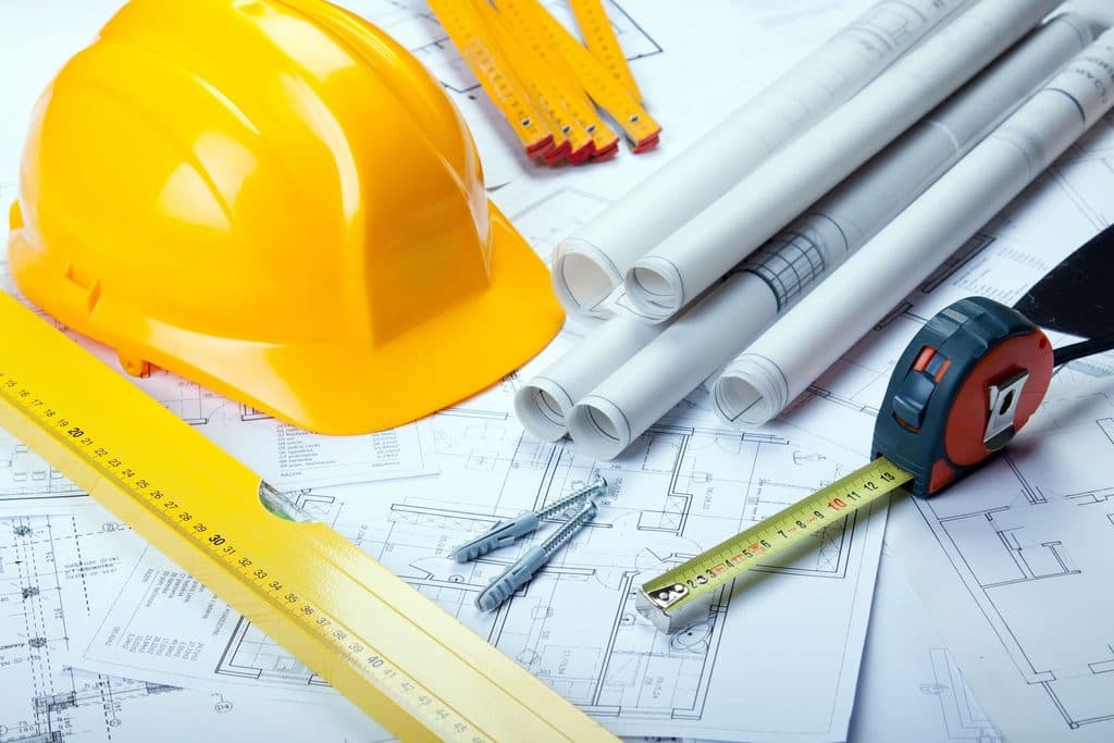 Expertos en obras, reformas, instalaciones y mantenimientos de Burela resolviendo dudas